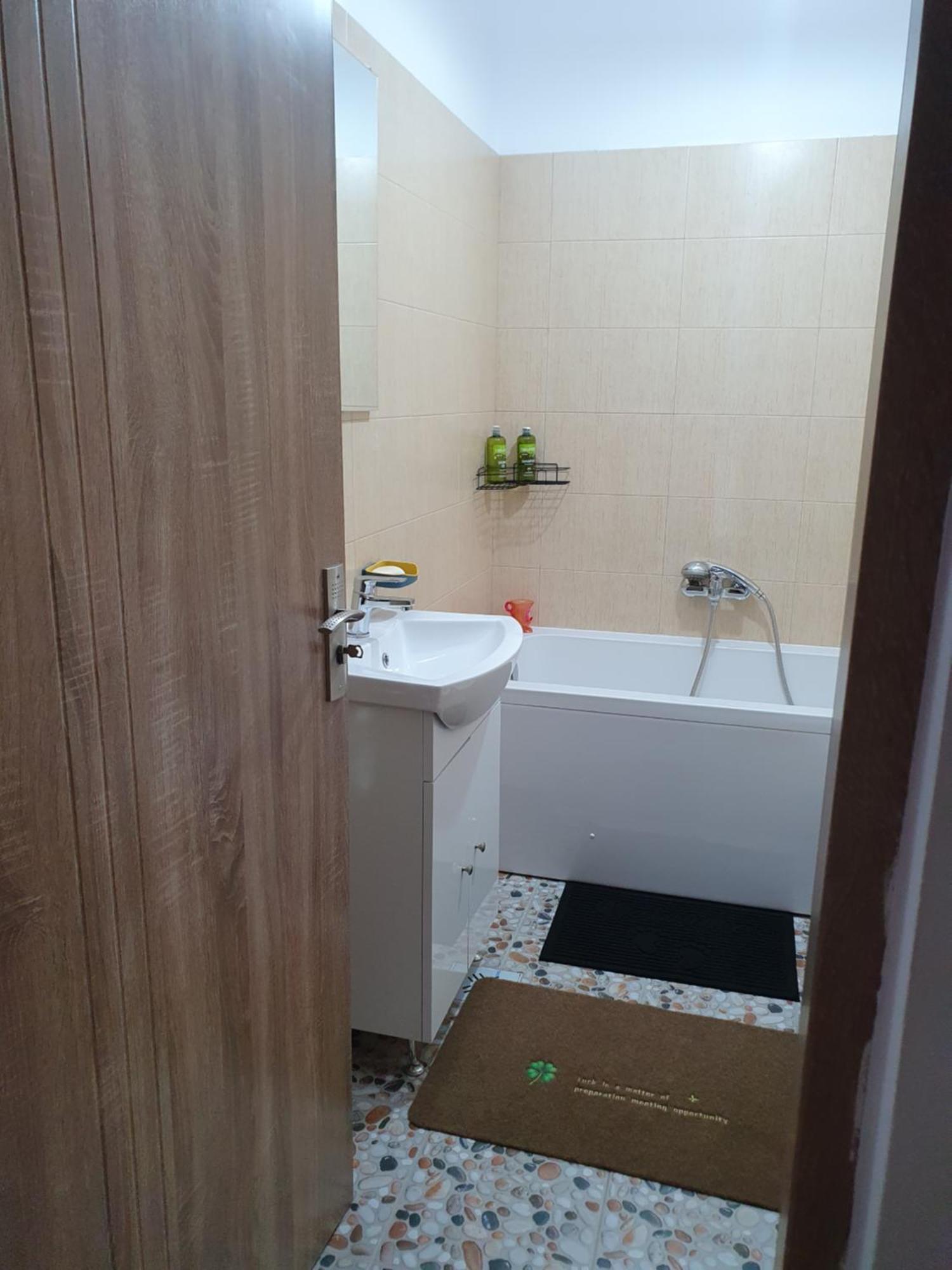 Apartament Castelul Bran Râmnicu Vâlcea Eksteriør bilde